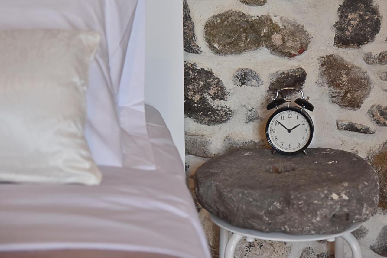 Patriko Nisyrian Guesthouse Mandrákion Zewnętrze zdjęcie
